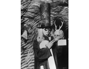 Hulton Archive: Adam’s Skull